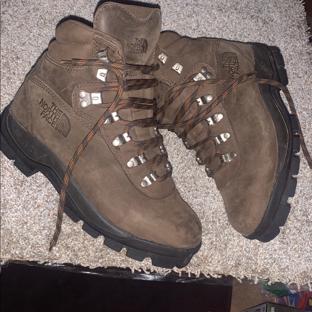The North Face women Rugged Brown Boots